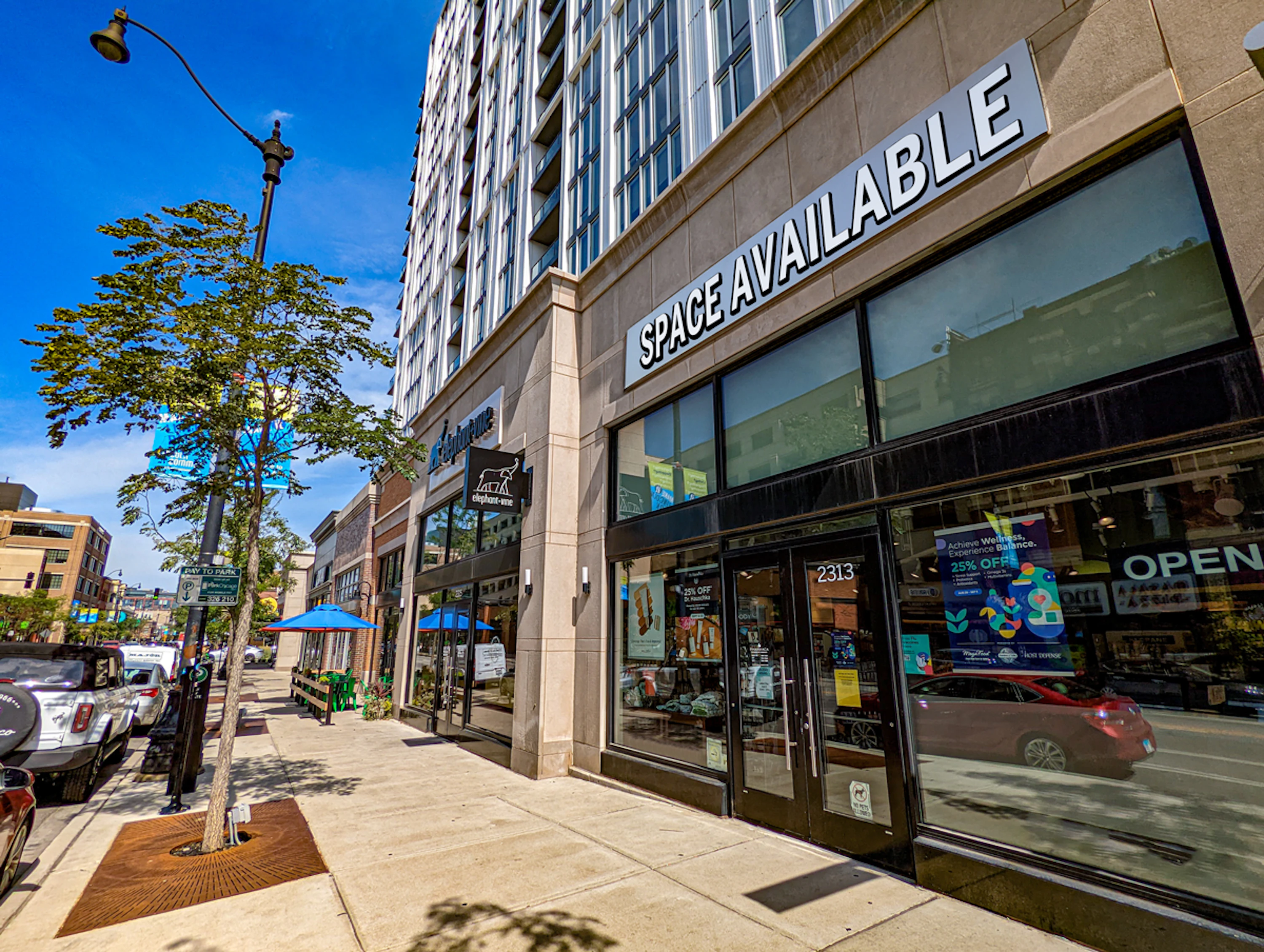 Lincoln Common | At the Crossroads of Lincoln Park